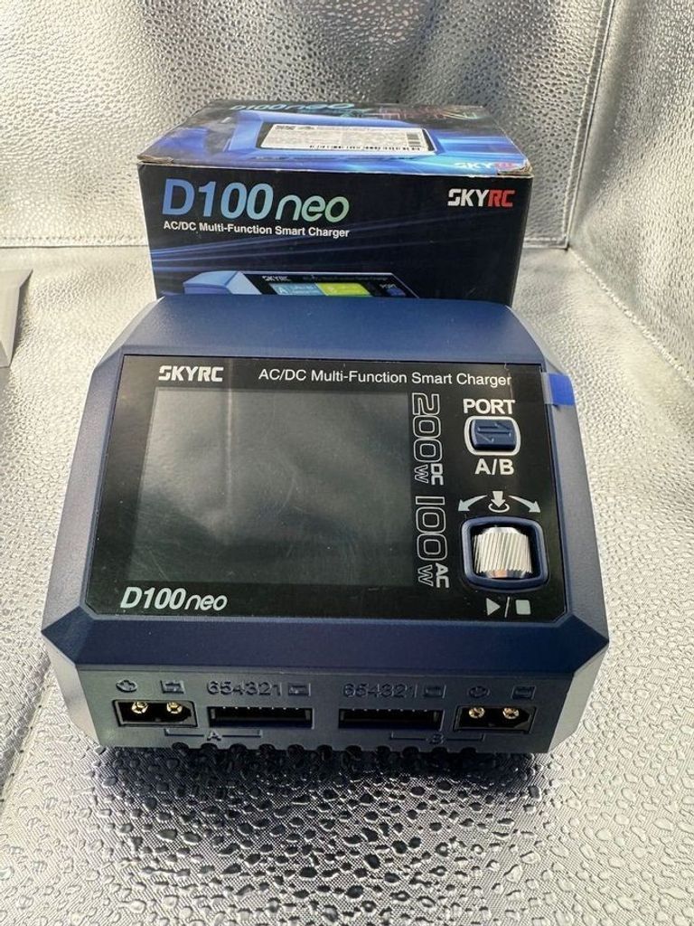 Купить Skyrc d100 neo Б/У