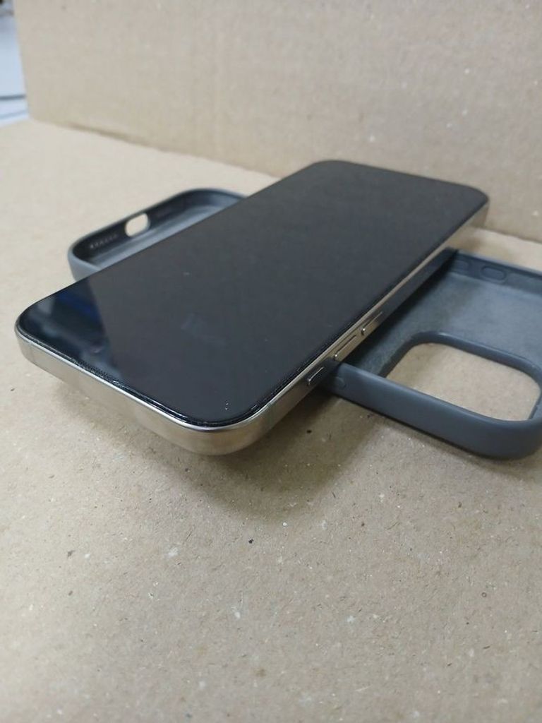 Apple iphone 16 pro max 256gb Код:01-200770295. Изображение 5