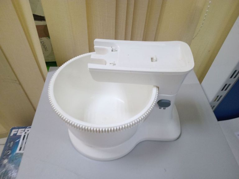 Дешево Kenwood chefette lite hmp32.a0wh з ломбарду