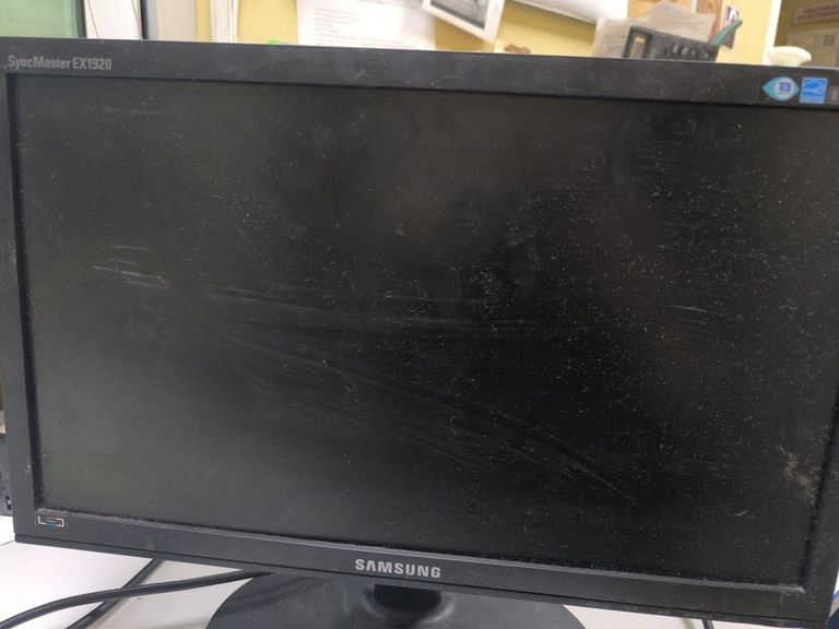 Купити Samsung ex1920w Б/У