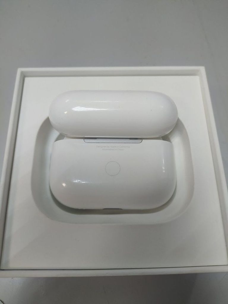 Объявление Apple airpods pro 2nd generation with magsafe charging case usb-c Б/У
