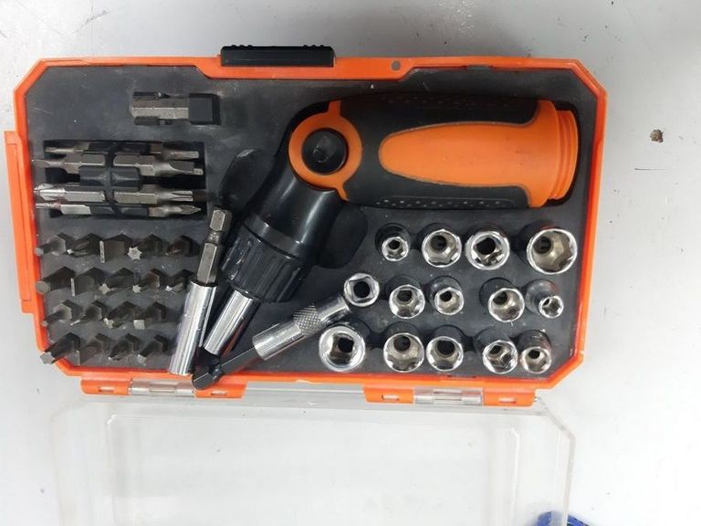 Купити Montero без моделі Б/У