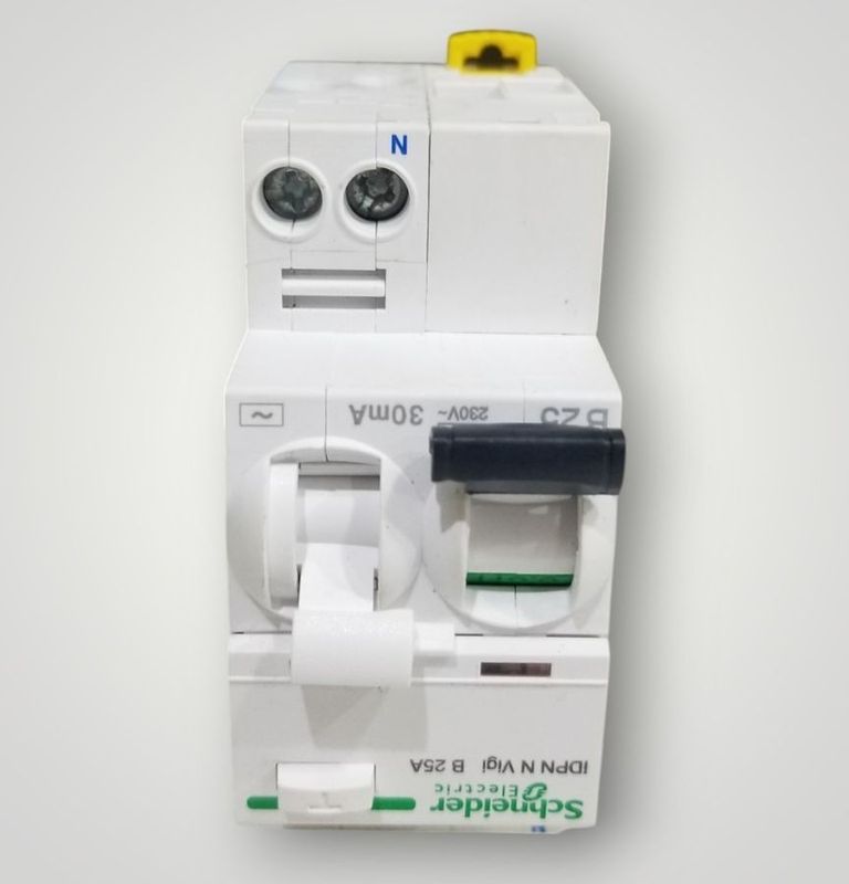 Оголошення Schneider Electric acti9 (a9d55625) Б/У