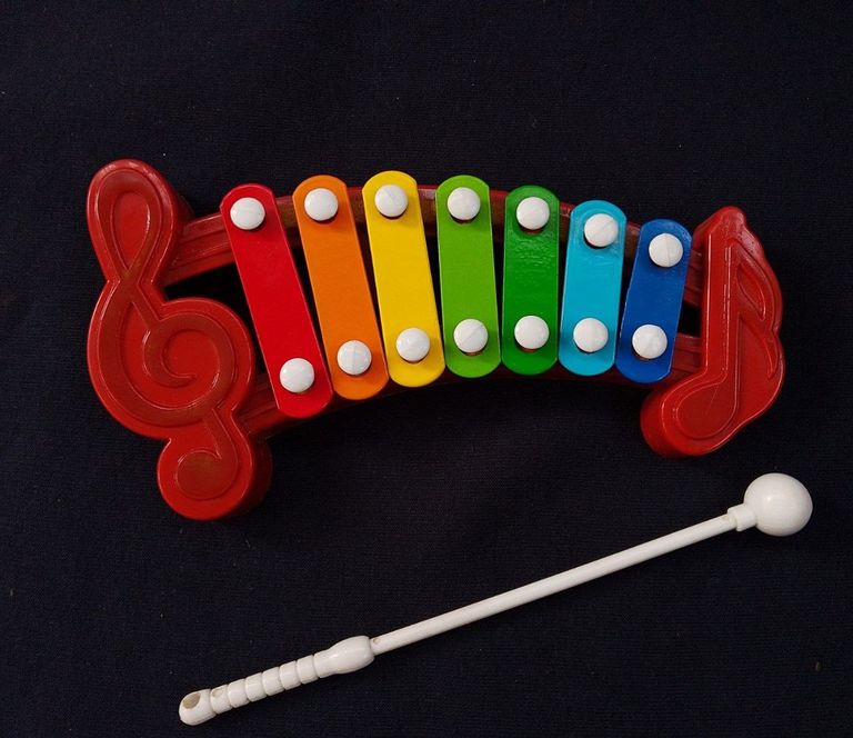 Купить Toys 8 тонів Б/У