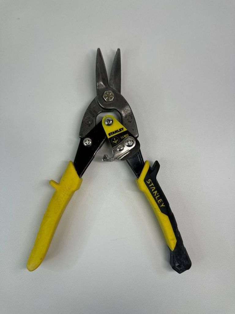 Оголошення Stanley 2-14-563 Б/У