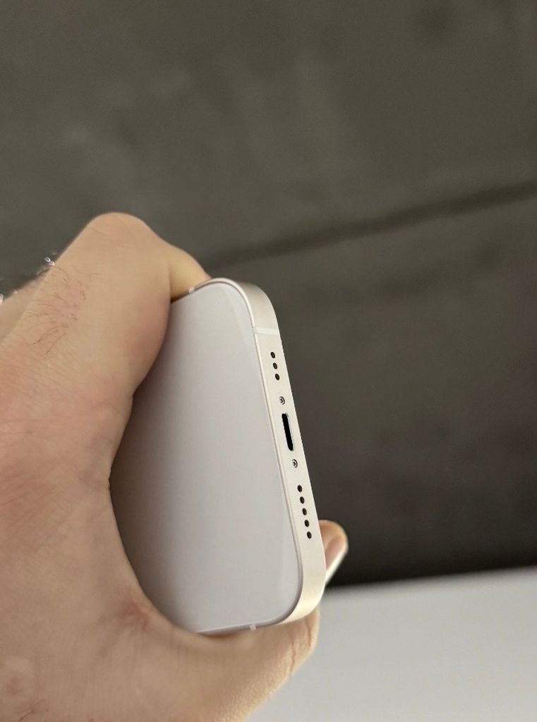 Объявление Apple iPhone 13 128GB Starlight (MLPG3) Б/У