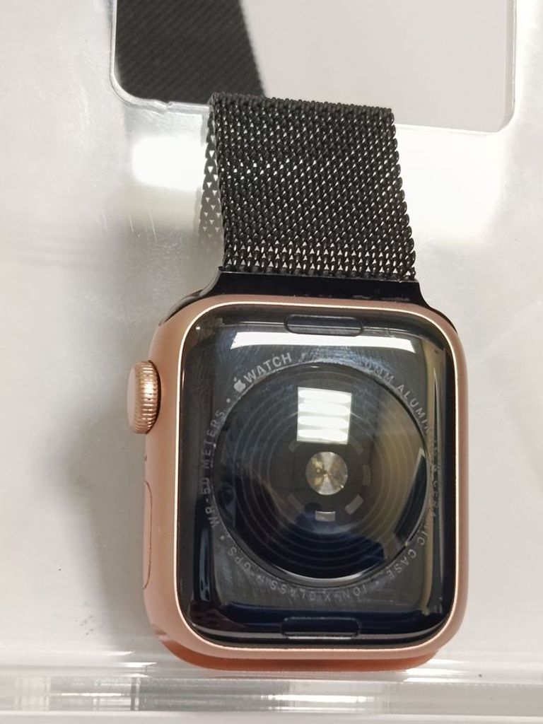 Распродажа Apple watch se gps 40mm aluminum case, продавец Техноскарб