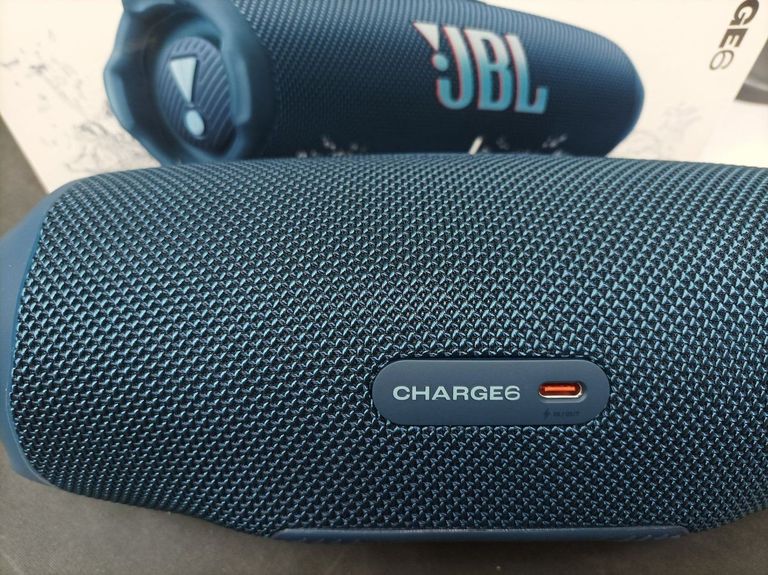 Оголошення JBL Charge 6 Black Б/У
