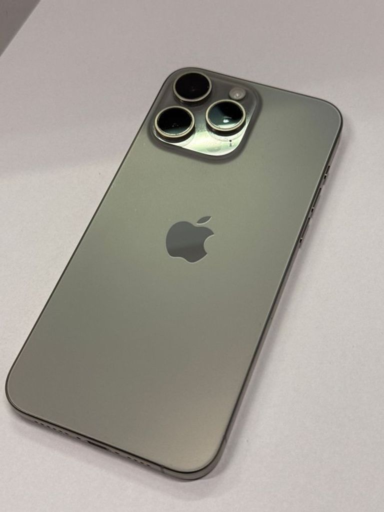 Дешево Apple iphone 15 pro max 1tb з ломбарду