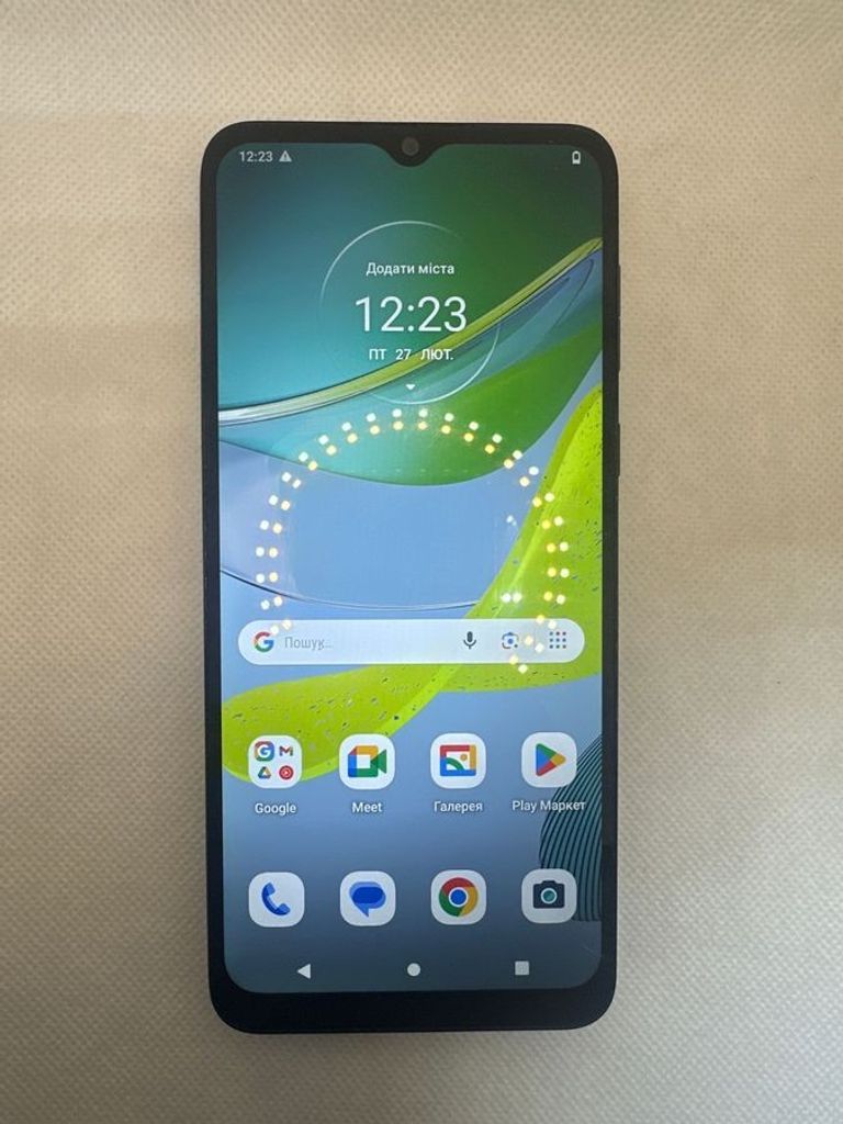 Купить Motorola moto e13 8/128gb xt2345-3 Б/У