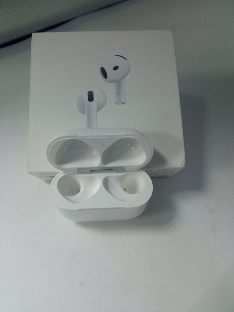 Розпродаж Apple airpods 4 with active noise cancellation, продавець Техноскарб