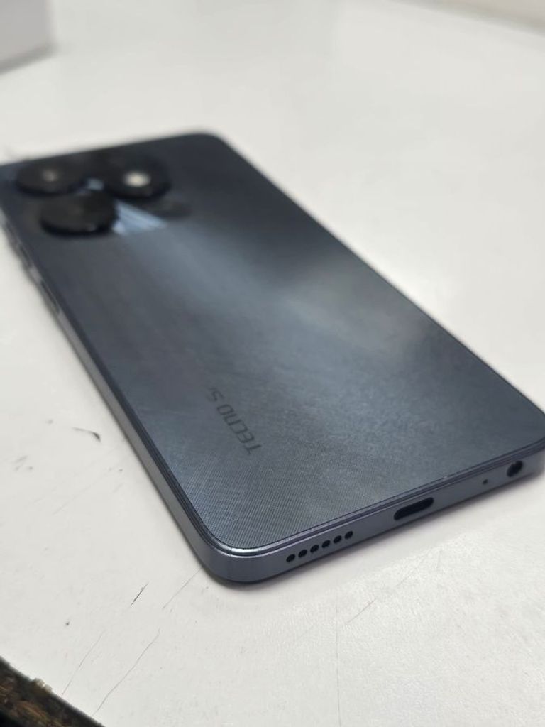 Купити Tecno spark 20c bg7n 8/128gb Б/У