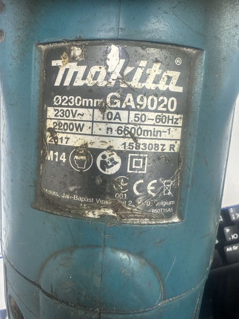 Объявление Makita GA9020 Б/У