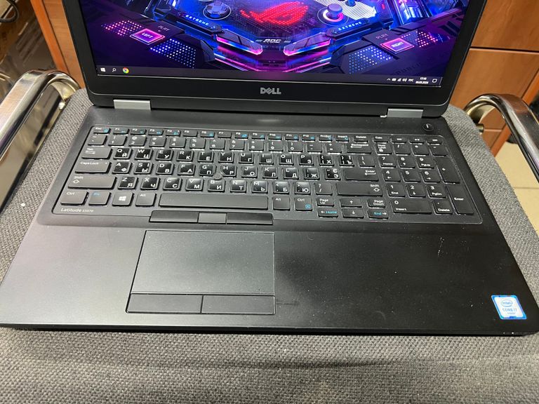 Оголошення Dell Latitude E5570 (N104LE557015EMEA_UBU) Б/У