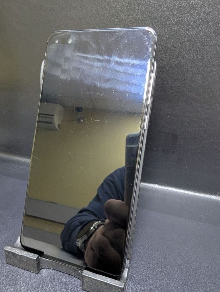 Дешево Huawei p40 8/128gb з ломбарду