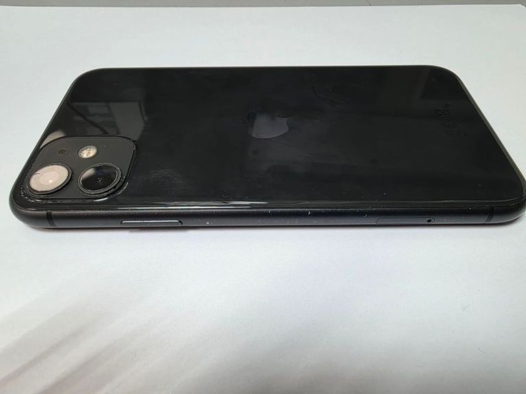 Apple iphone 11 64gb Код:01-200911634. Зображення 9