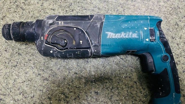 Оголошення Makita HR2470 Б/У