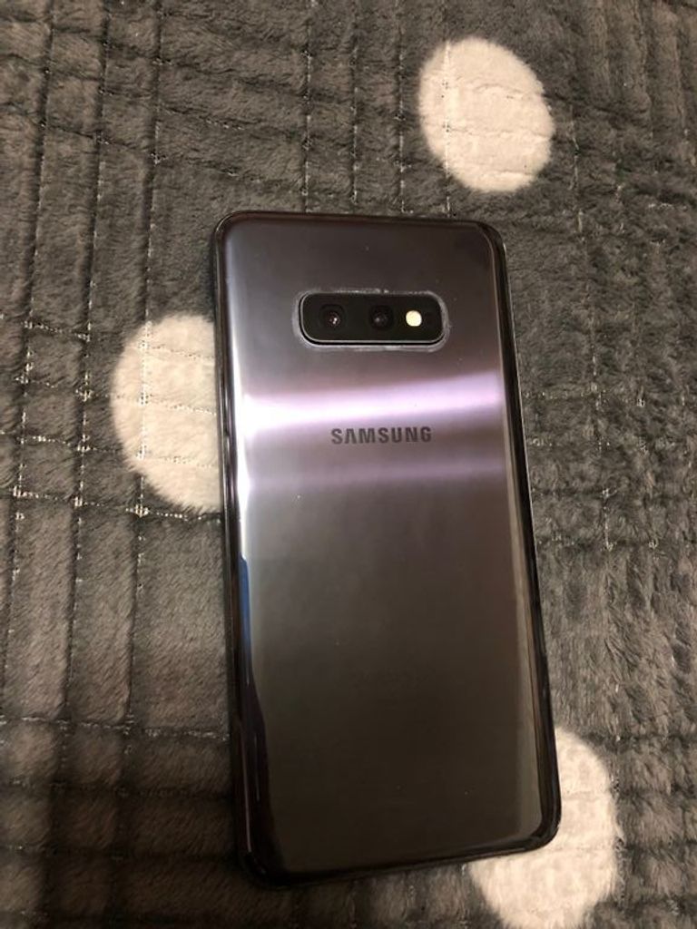 Объявление Samsung Galaxy S10e SM-G970U SS 6/128GB Prism Black Б/У