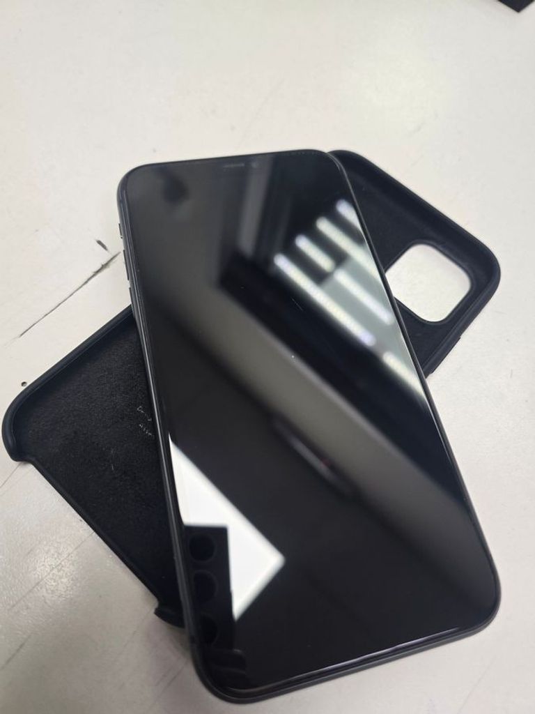 Купити Apple iphone 11 64gb Б/У