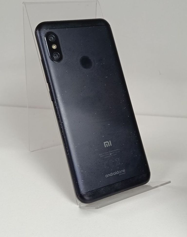 Купити Xiaomi mi a2 lite 4/64gb Б/У