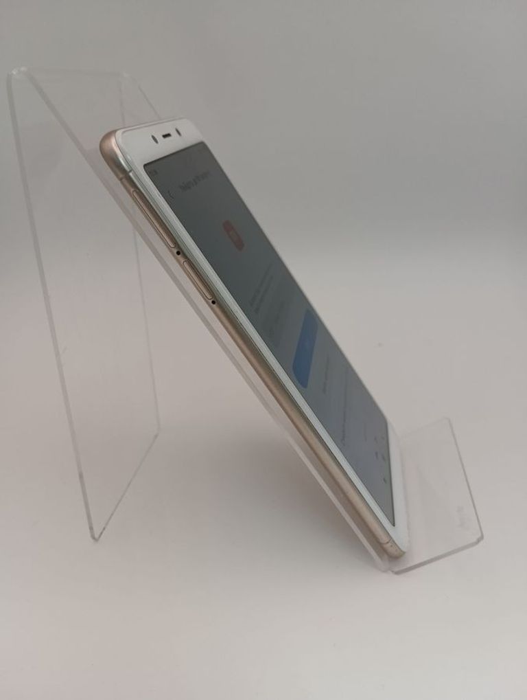 Дешево Xiaomi Redmi 6A 2/16GB Black з ломбарду