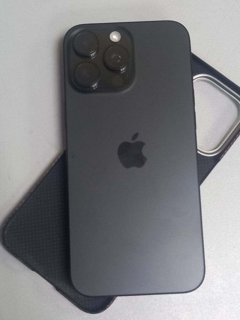 Apple iphone 16 pro max 256gb Код:01-200930424. Изображение 5