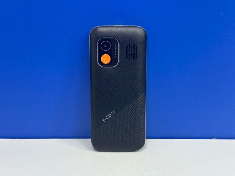Дешево Nomi i1820 Red з ломбарду