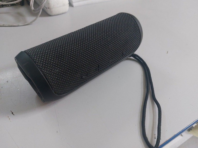 Оголошення Jbl flip 3 Б/У