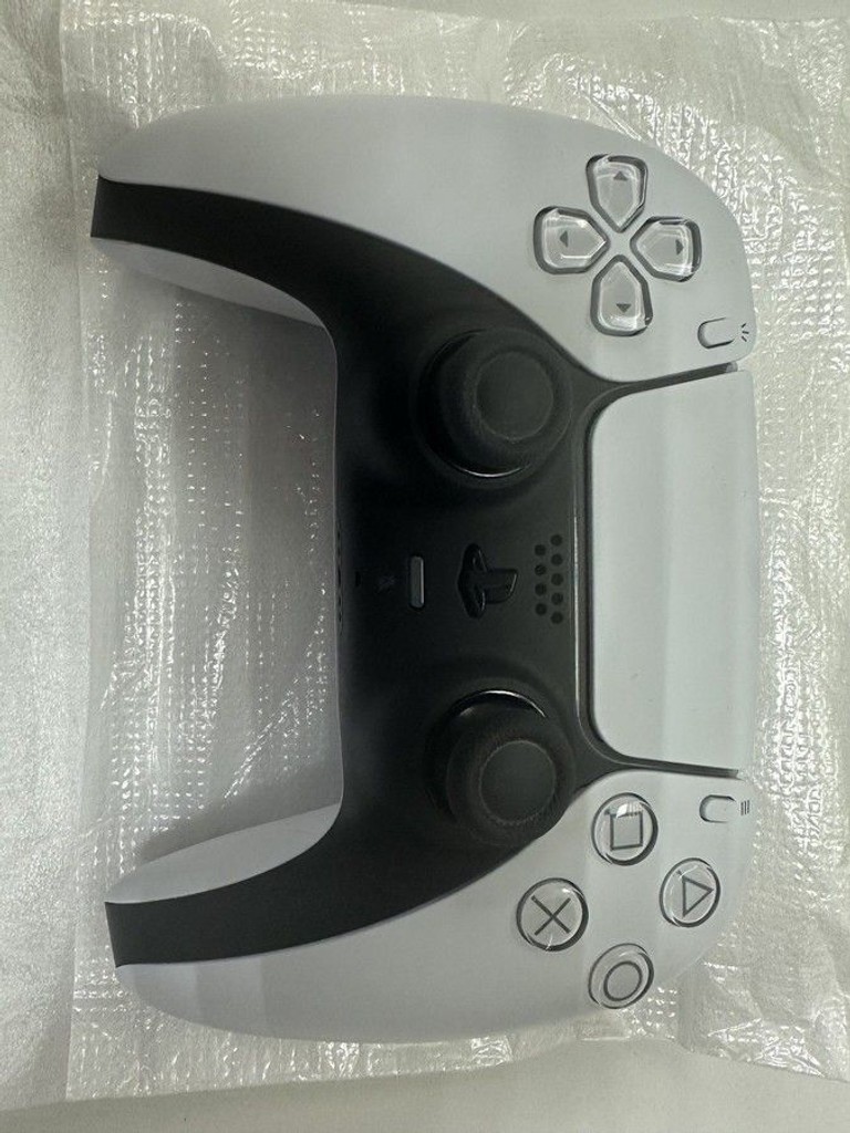 Купить Sony DualSense Black Б/У