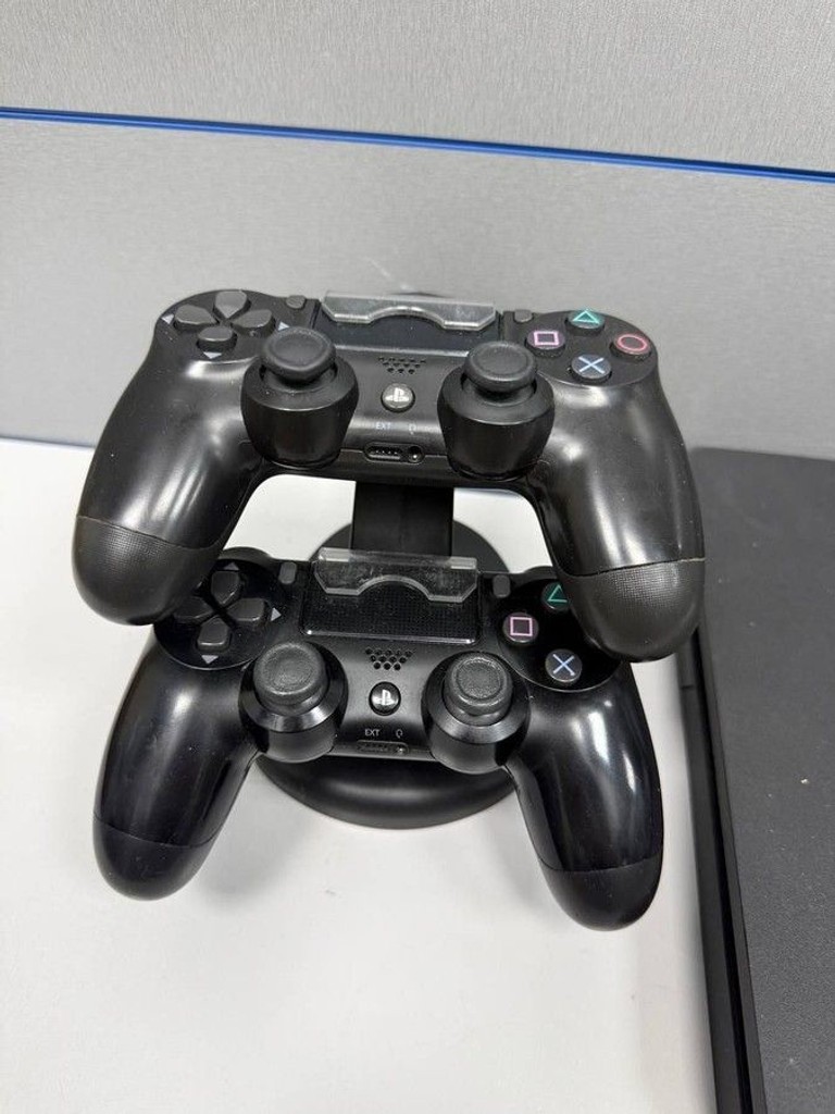 Оголошення Sony playstation 4 500gb Б/У