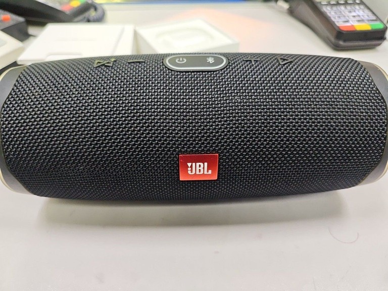 Дешево Jbl charge 4 з ломбарду
