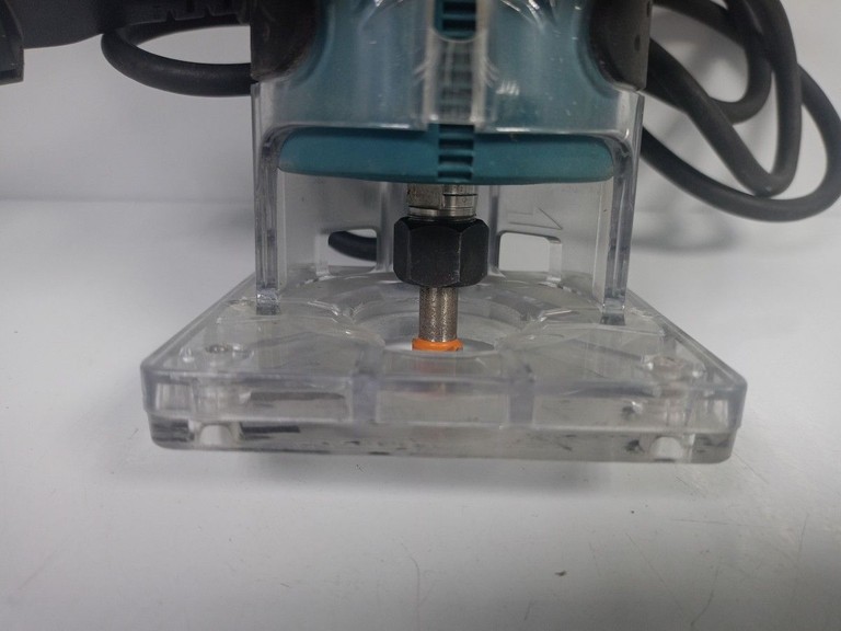 Makita 3709 Код:01-200975104. Изображение 5