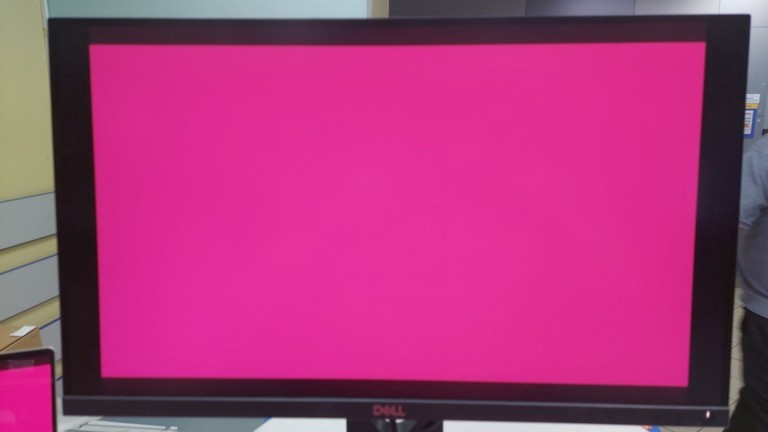 Дешево Dell p2418d з ломбарду