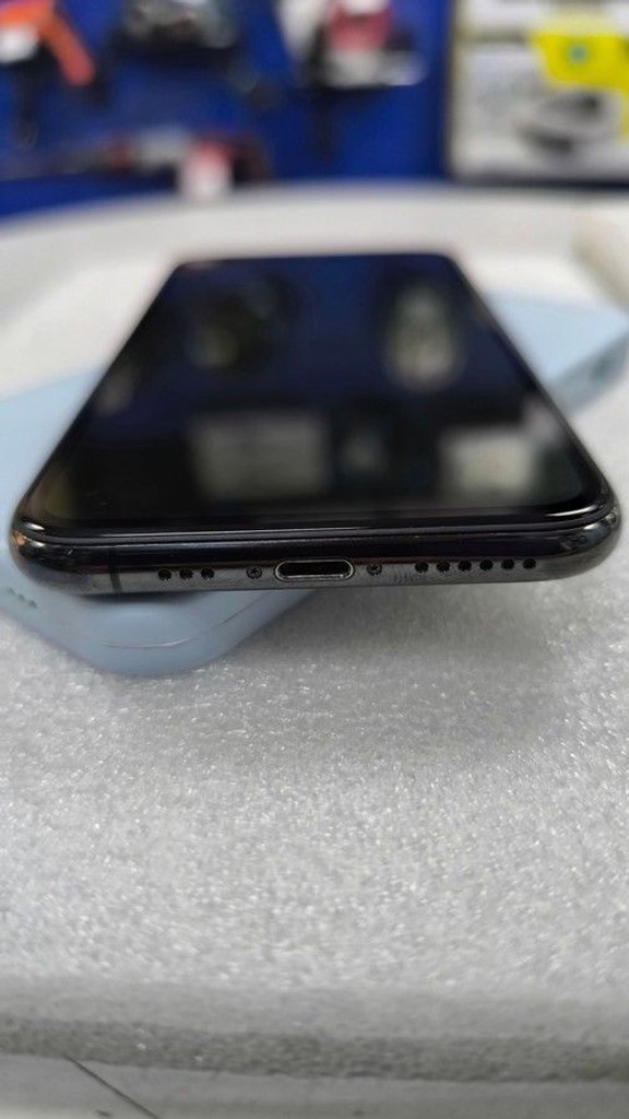 Apple iphone 11 pro 256gb Код:01-201008705. Зображення 9