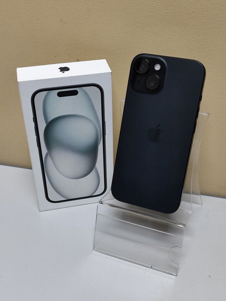 Купити Apple iPhone 15 128GB Green Б/У