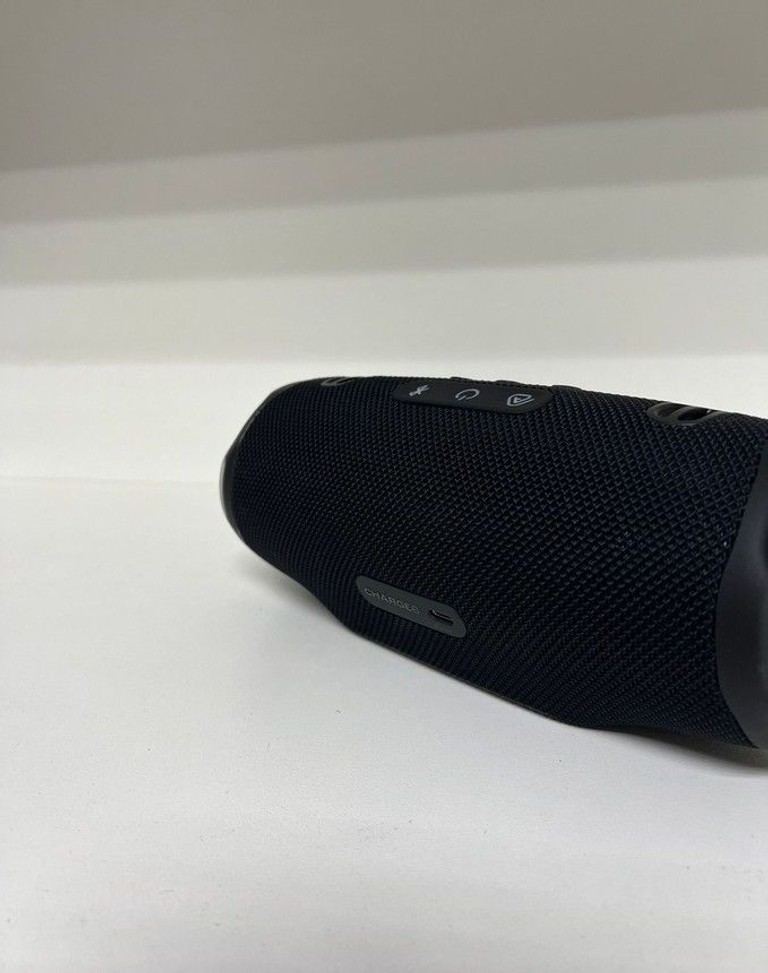 Дешиво JBL Charge 6 Black с ломбарда