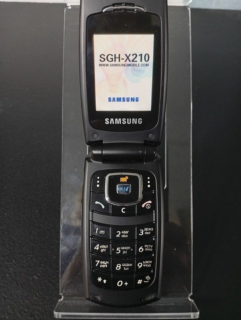 Дешиво Samsung SGH-X210 с ломбарда