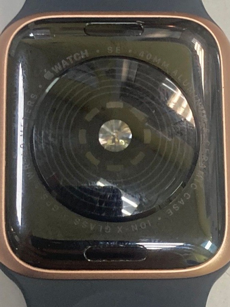 Дешево Apple watch se gps 40mm aluminum case з ломбарду