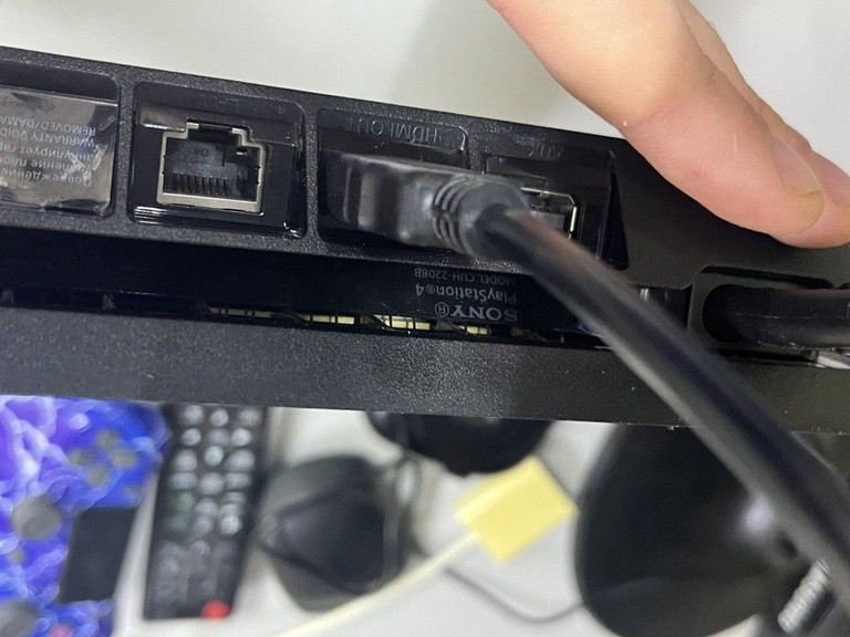 Оголошення  Sony PlayStation 4 Slim 1TB Black Б/У