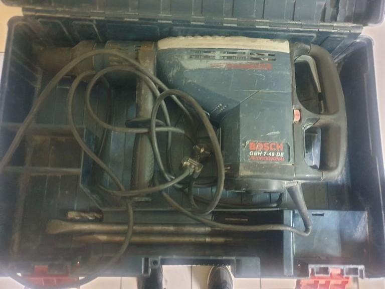 Купити Bosch gbh 7-46 de Б/У