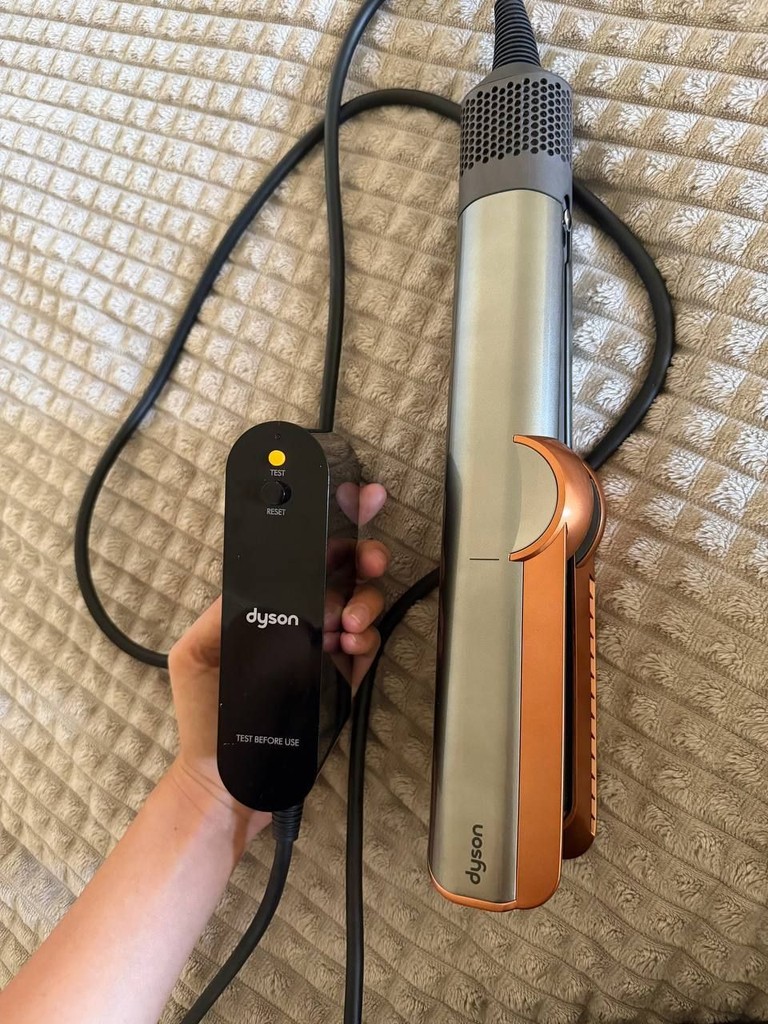Оголошення Dyson Airstrait HT01 Nickel/Copper (408202-01) Б/У
