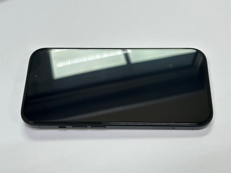 Apple iPhone 15 128GB Green Код:01-201147580. Зображення 12