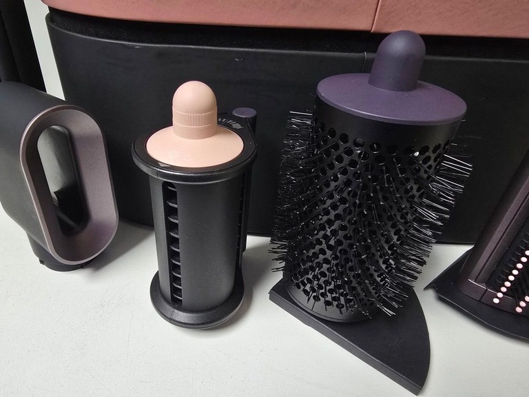 Dyson Airwrap i.d. HS08 Multi-Styler and Dryer Straight to Wavy Ceramic Pink/Rose Gold (601848-01) Код:01-201138251. Изображение 5