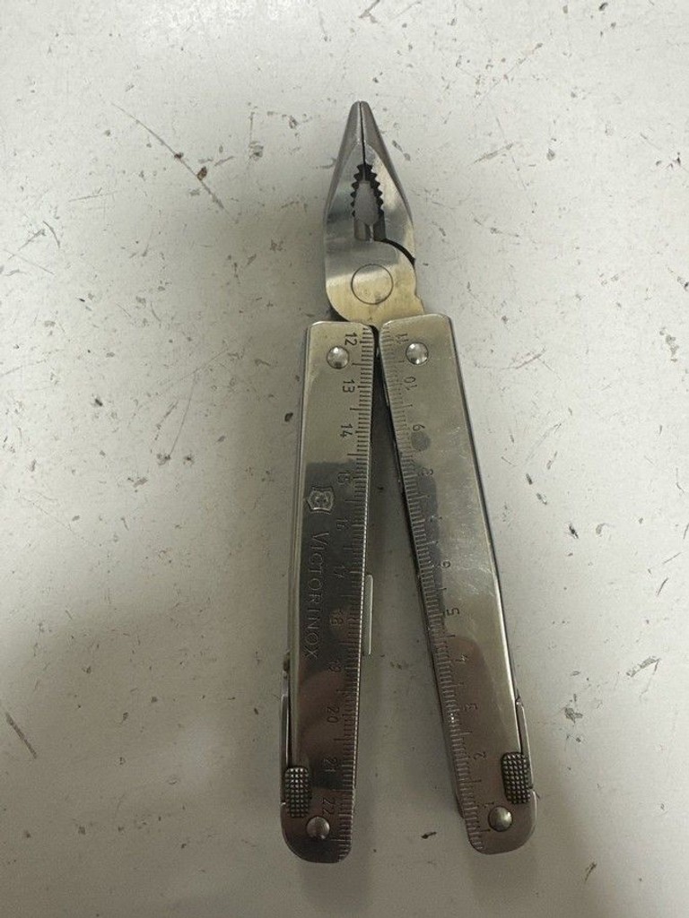 Купить Victorinox SwissTool X (3.0327) Б/У