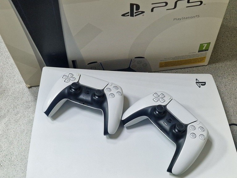 Купити Sony PlayStation 5 825GB Б/У
