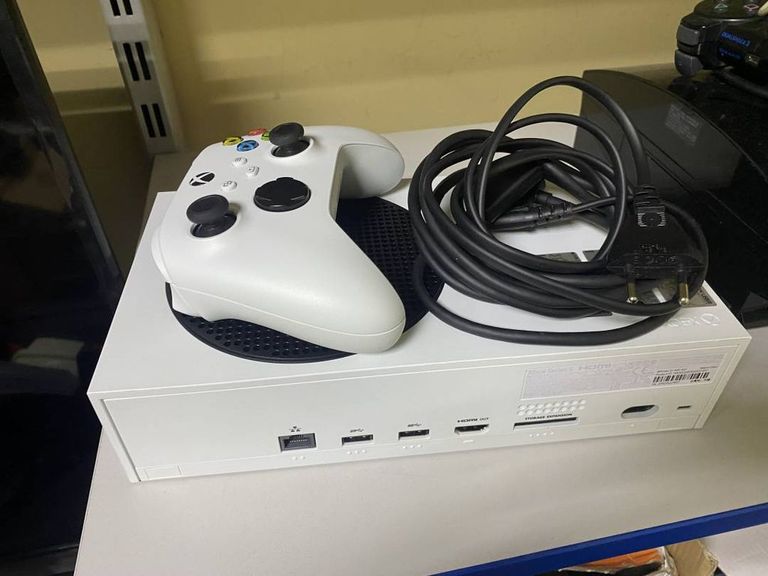 Xbox360 series s 512gb Код:01-19204536. Зображення 6