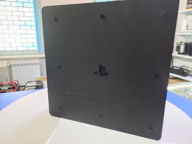 Sony ps 4 slim cuh-2208b 1tb