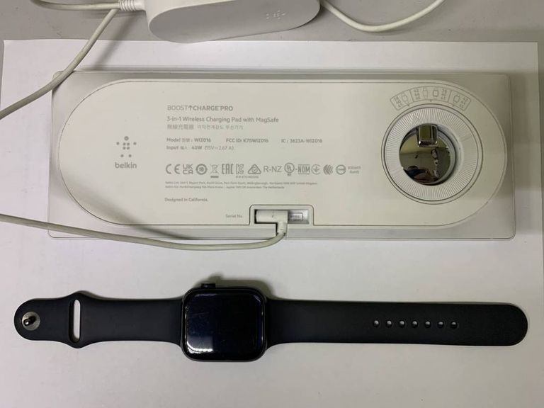 Apple watch series 8 gps 45mm aluminium case a2771