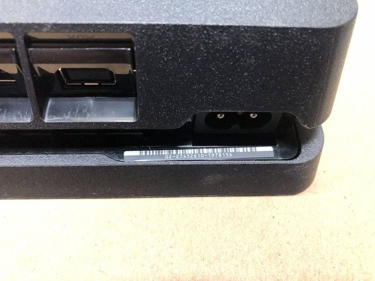 Sony PlayStation 4 Slim 1TB Black Код:01-200098317. Изображение 6