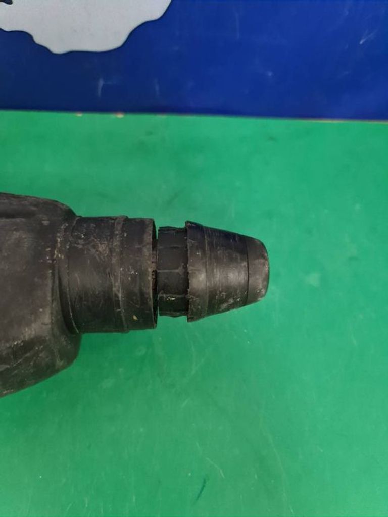 Дешево Bosch gbh 240 790вт з ломбарду